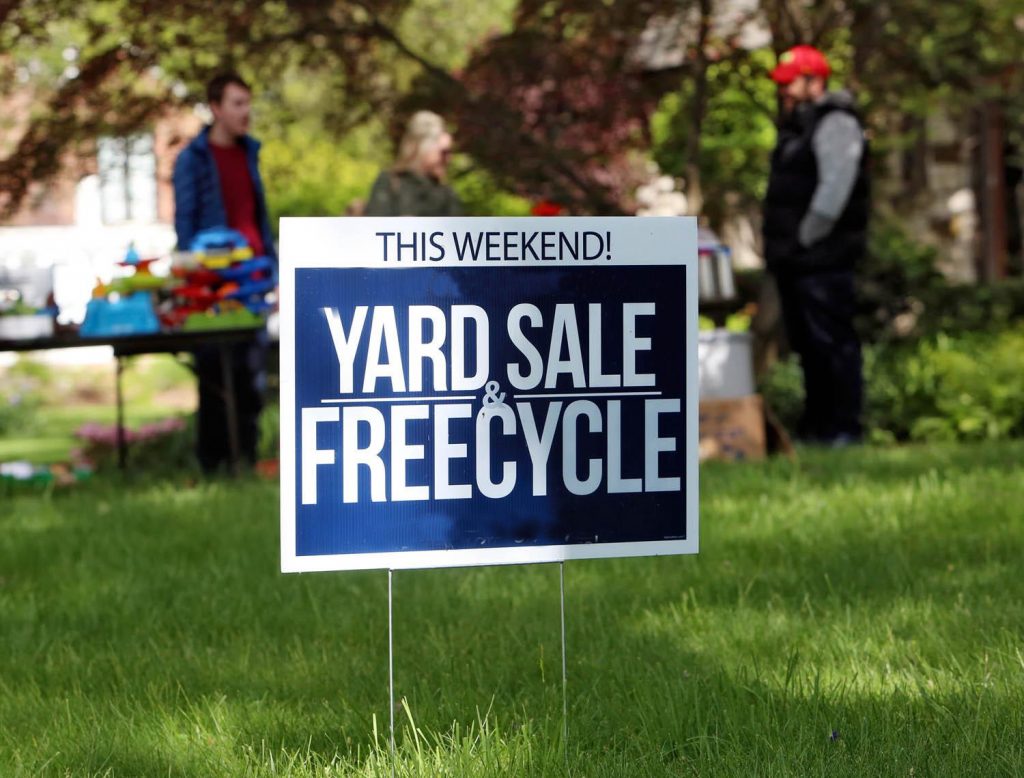 Yard sign example